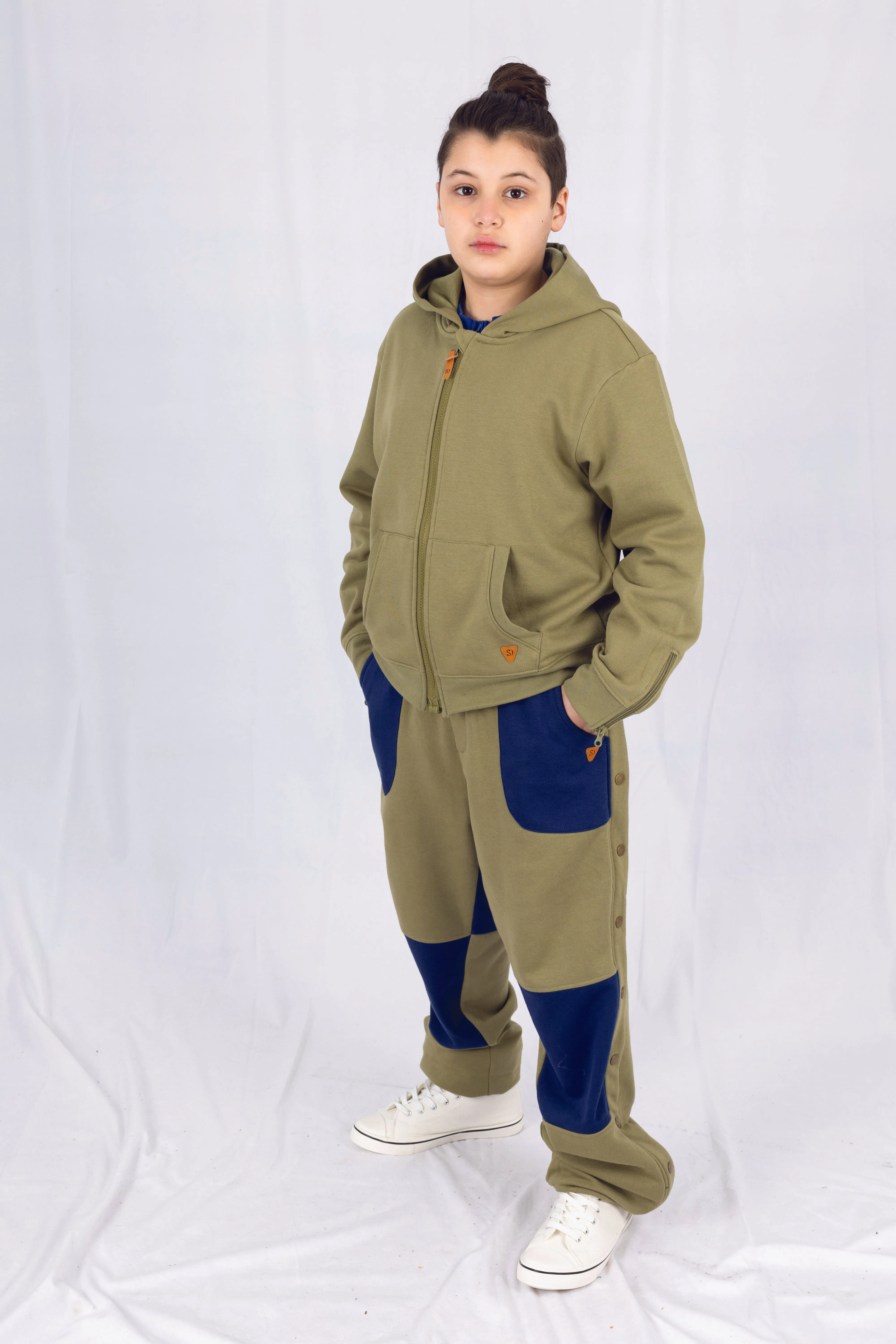 Adaptive Kids Hoodie: Front Magnetic Zipper and Easy-Undressing Sleeves
