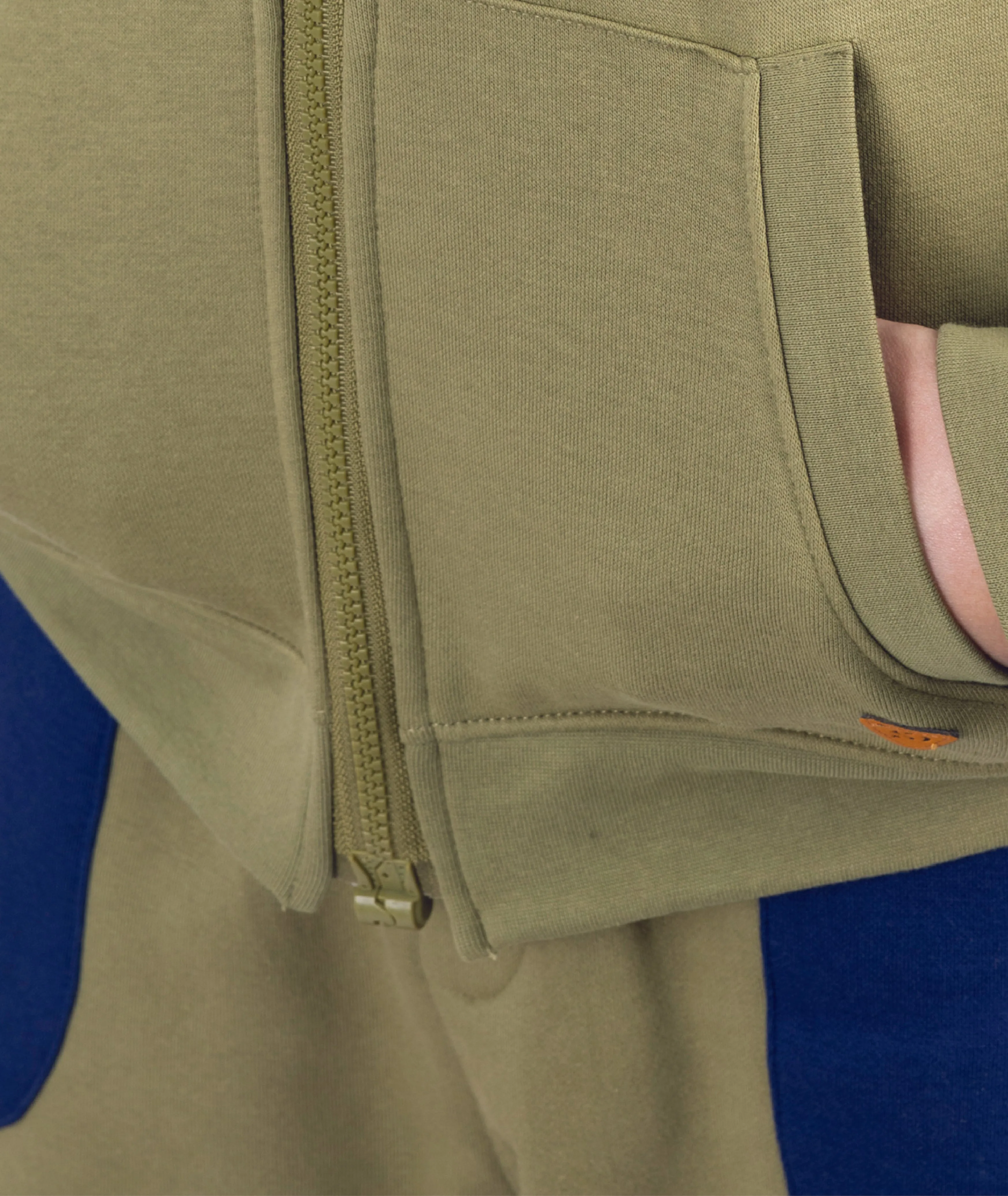 Adaptive Kids Hoodie: Front Magnetic Zipper and Easy-Undressing Sleeves