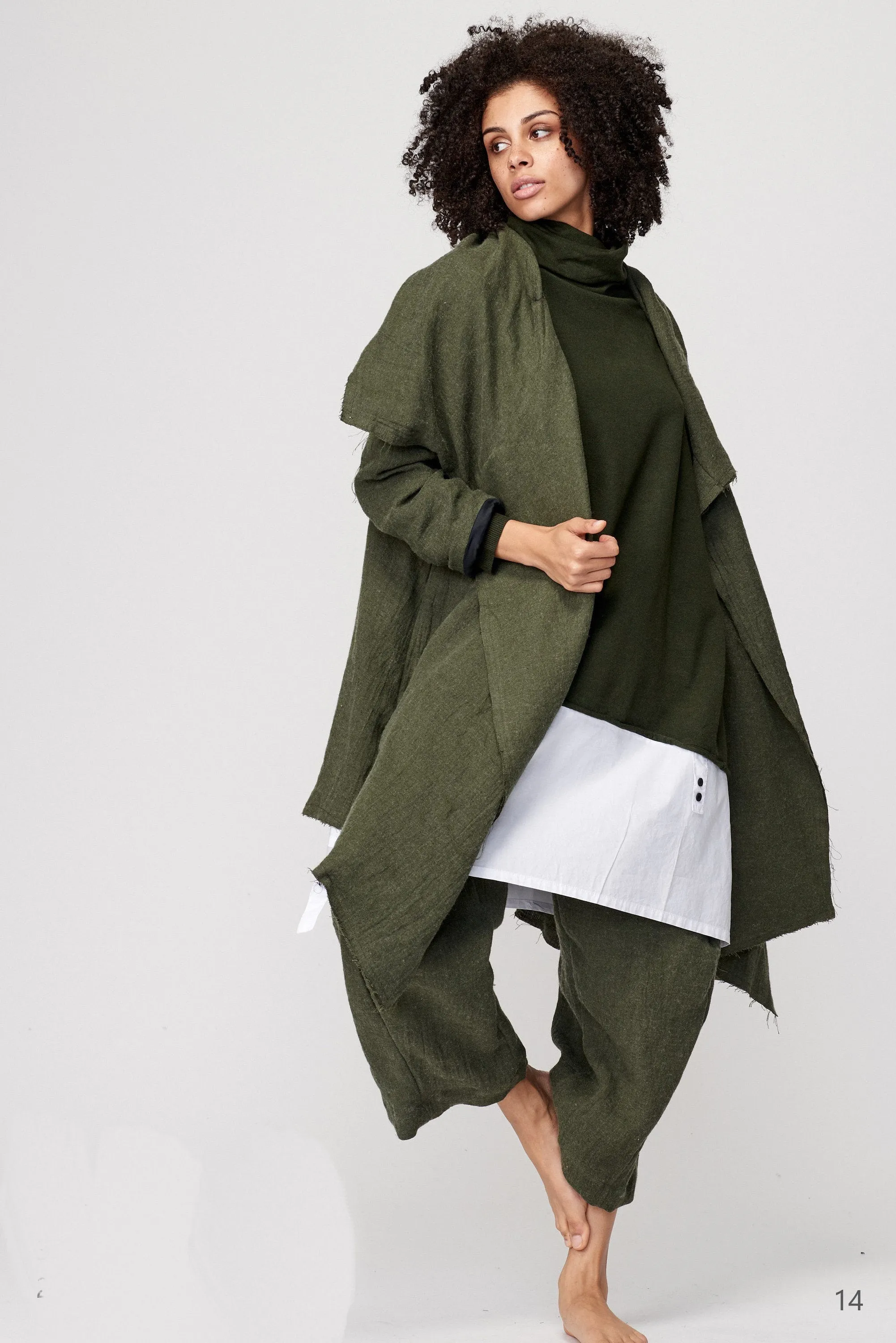 Contrast Turtle Neck Pullover in Pine