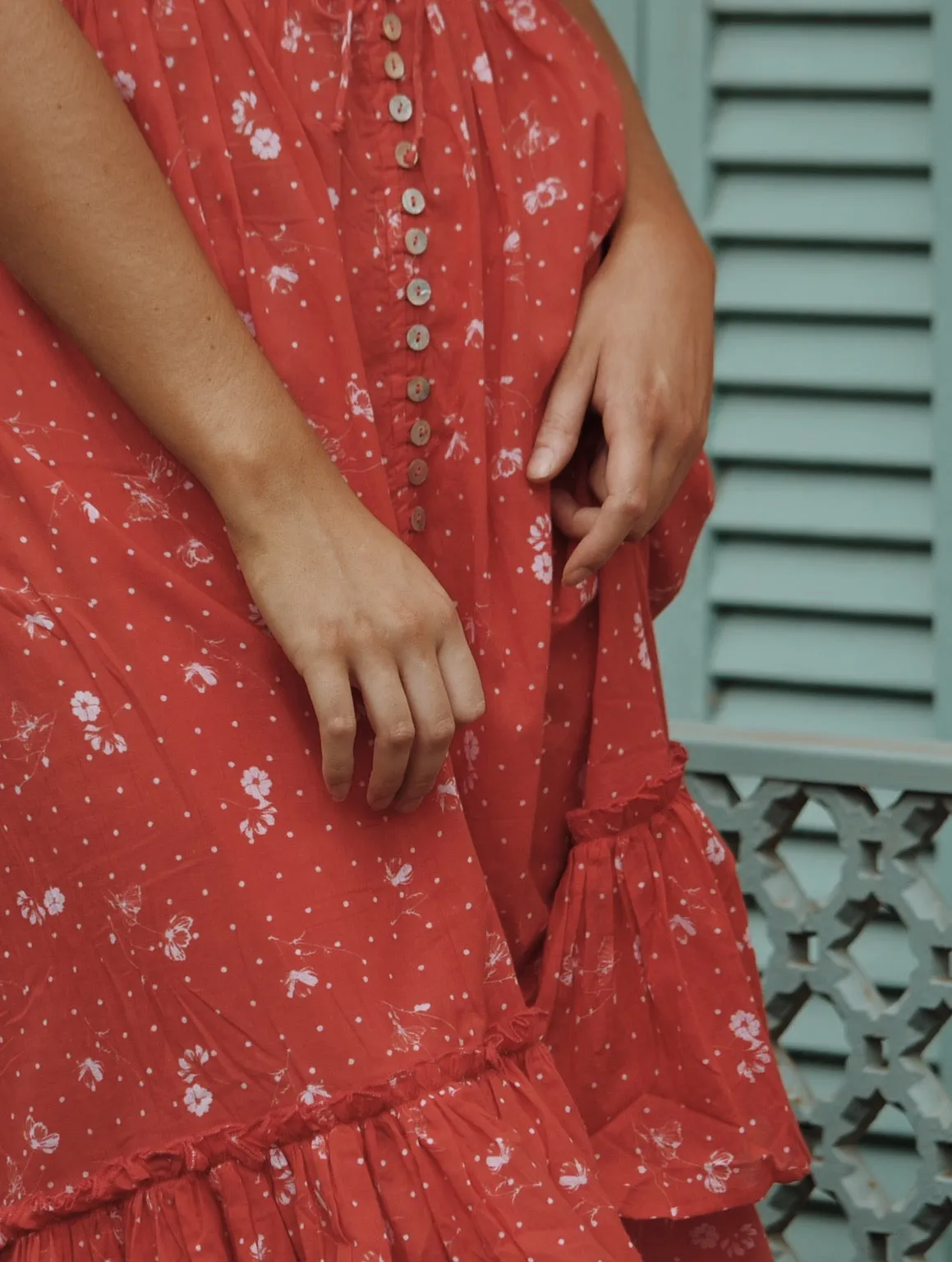 DULCIE DRESS RED COSMOS FLORAL