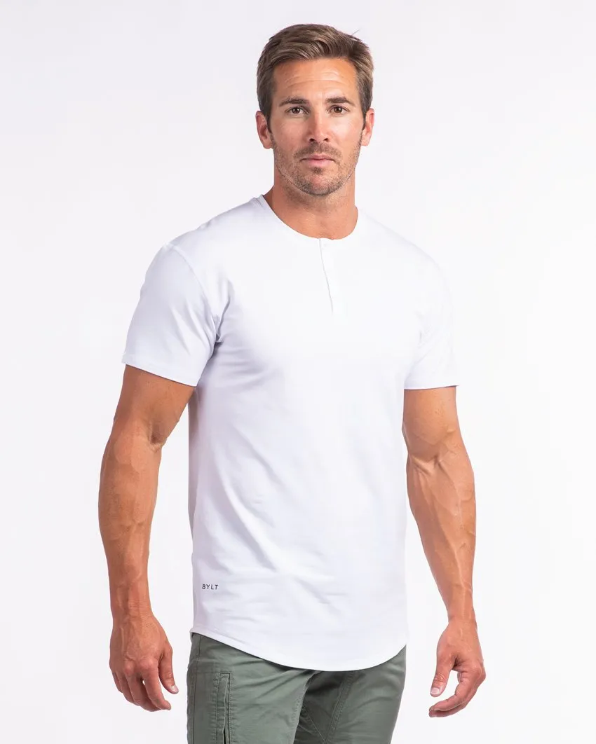 Henley Drop-Cut <!-- Size M -->