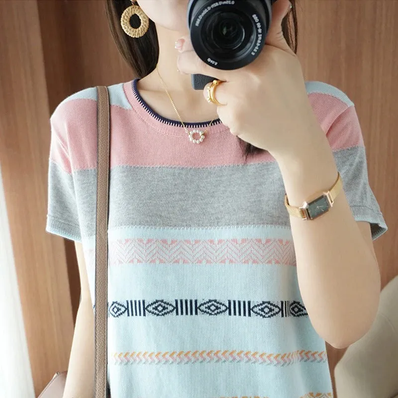 Loose-Fitting Color-Blocked Striped Pattern Knitted Tops