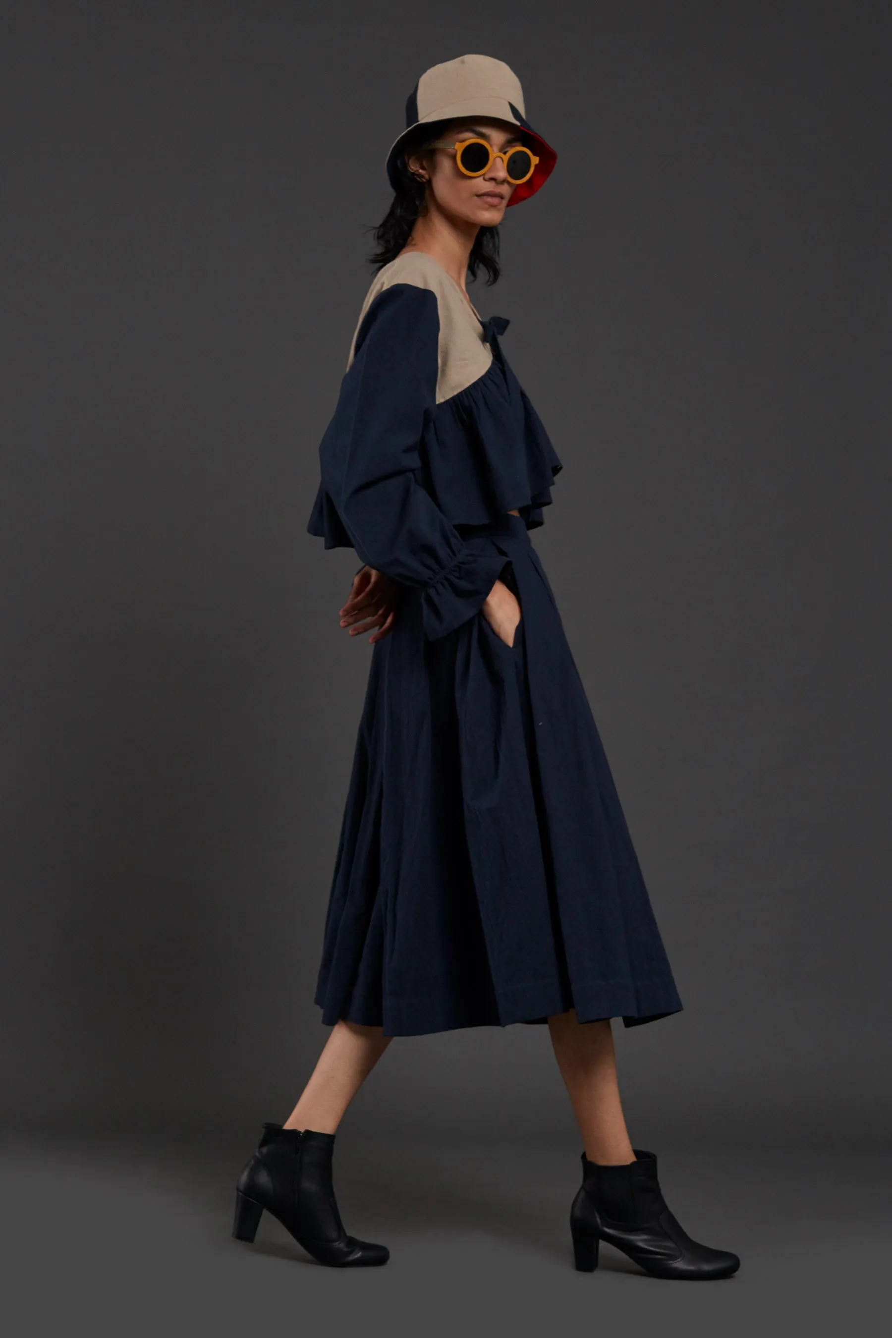 Navy Blue & Beige Bow Set